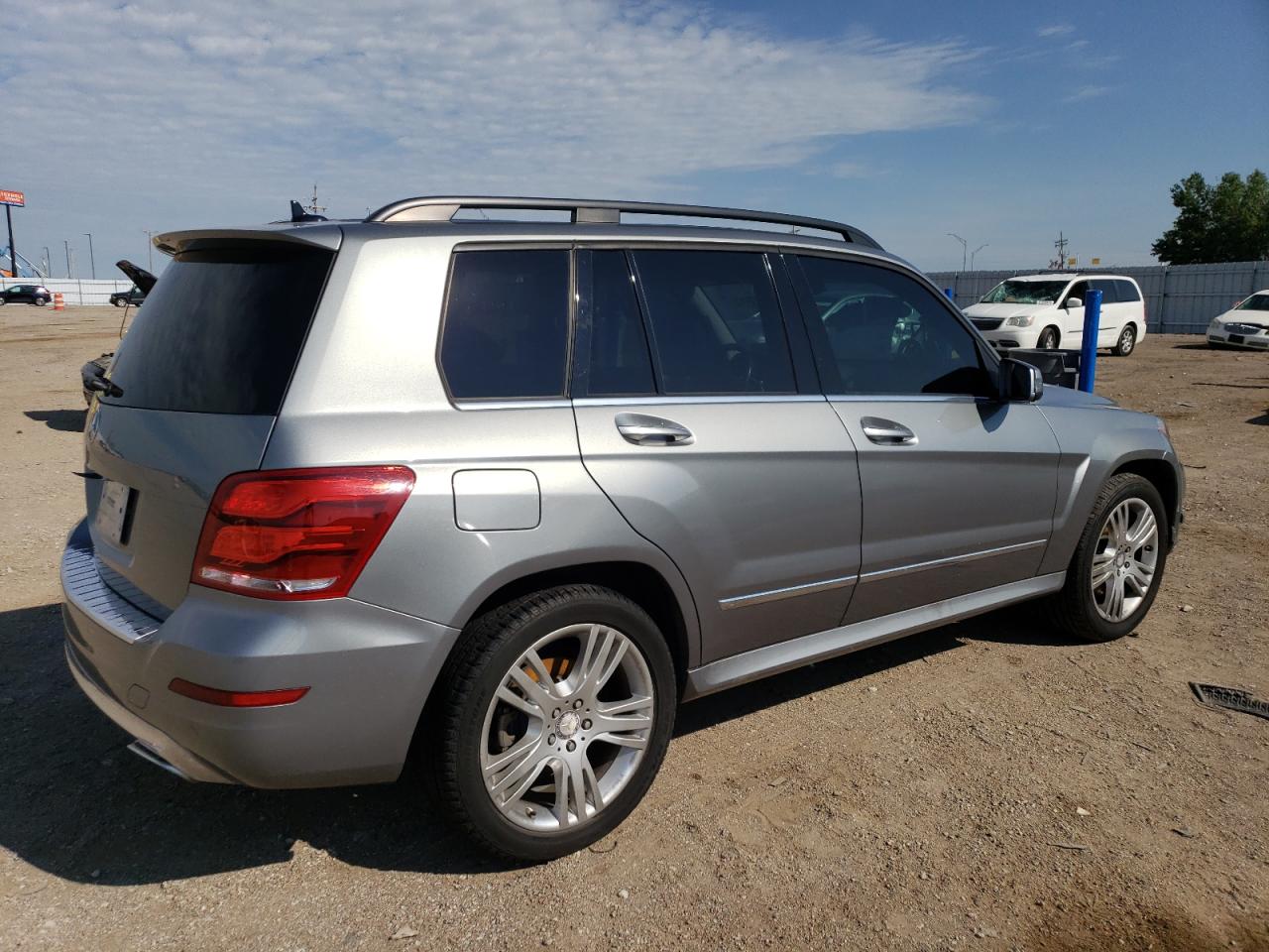 VIN WDCGG5HB3DG009697 2013 MERCEDES-BENZ GLK-CLASS no.3