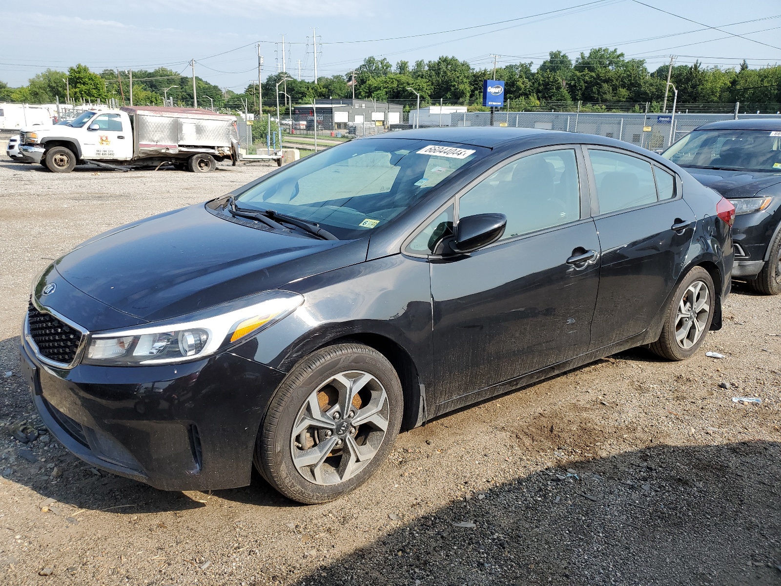 2017 Kia Forte Lx vin: 3KPFK4A75HE118037