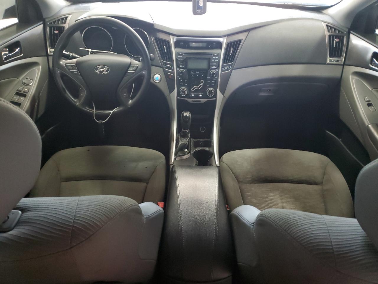 2013 Hyundai Sonata Hybrid VIN: KMHEC4A47DA083038 Lot: 67923564