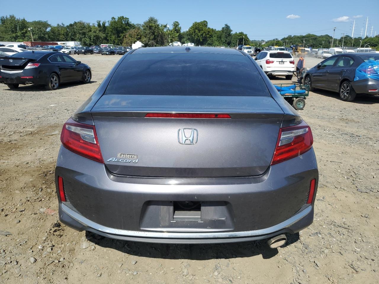 1HGCT1B7XHA010241 2017 Honda Accord Ex