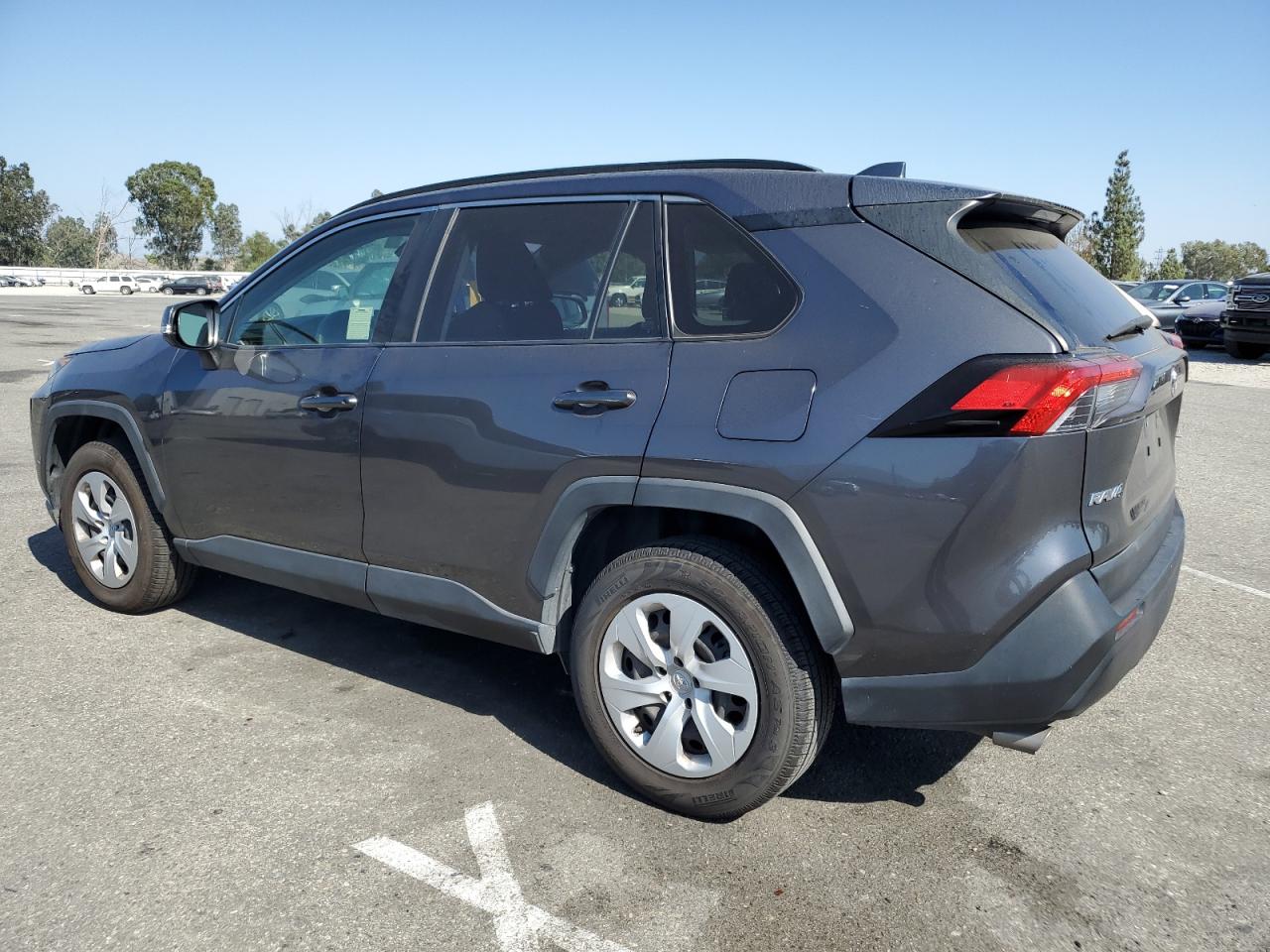 2019 Toyota RAV 4 - Image 2