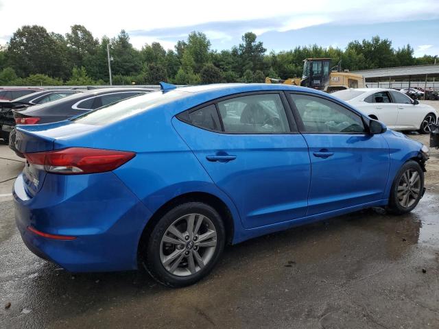  HYUNDAI ELANTRA 2018 Синий