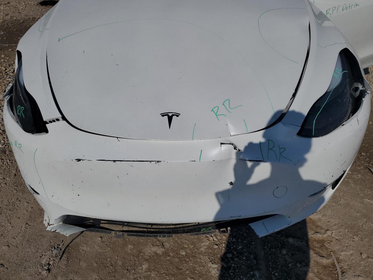 7SAYGDEE4PA206332 2023 Tesla Model Y