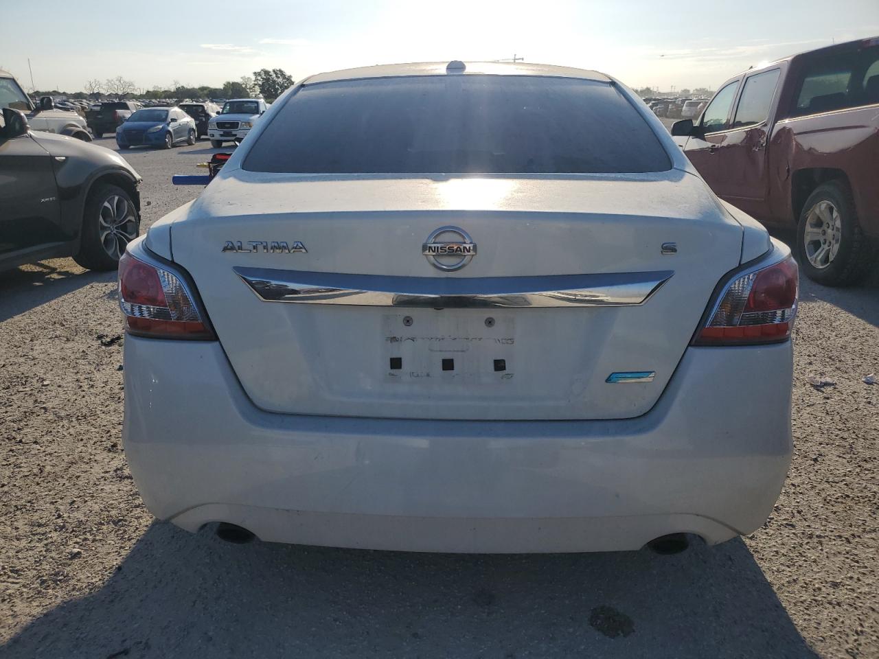 2014 Nissan Altima 2.5 VIN: 1N4AL3AP5EN236989 Lot: 68376464