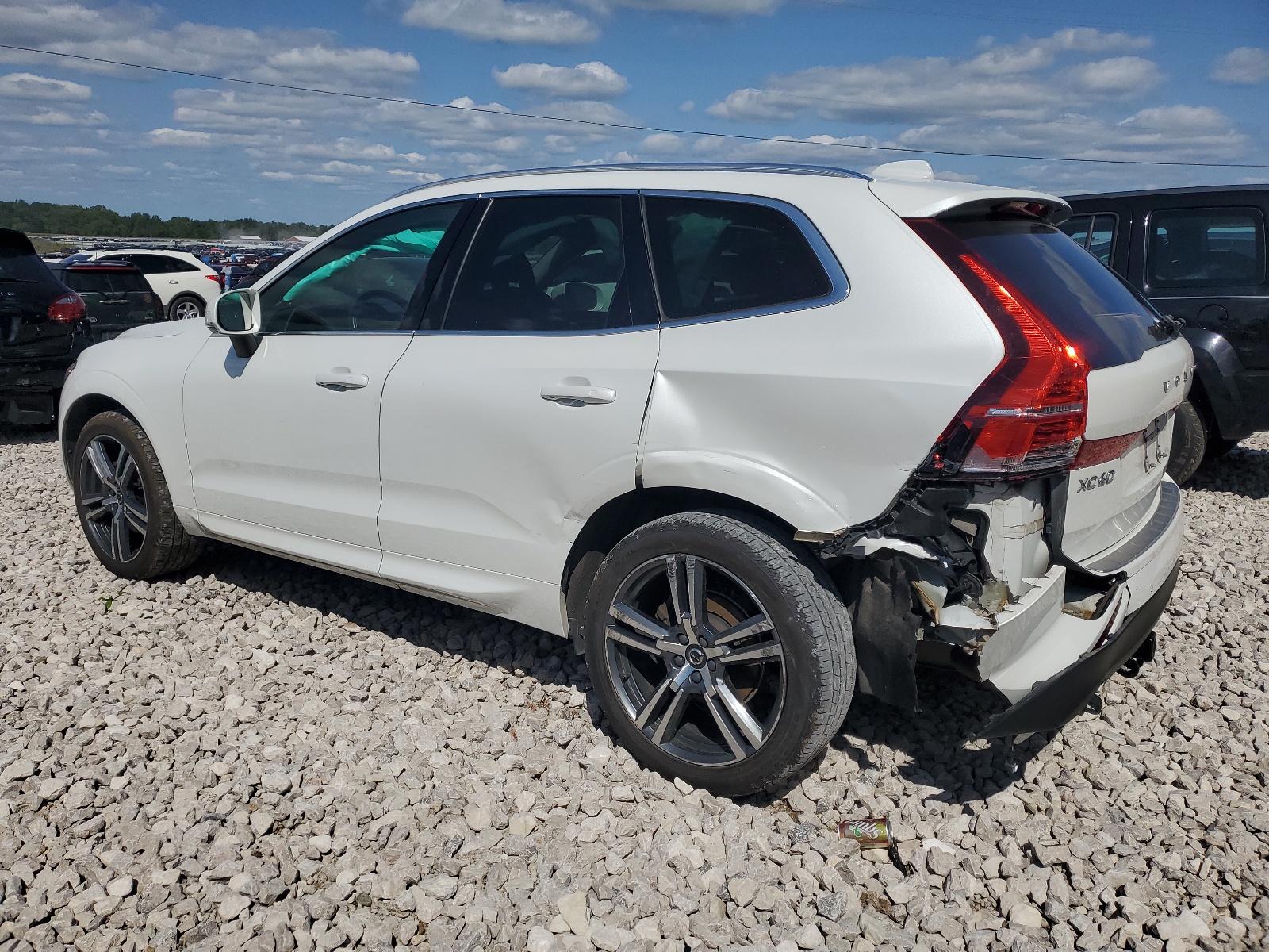 YV4102RK9J1062302 2018 Volvo Xc60 T5 Momentum