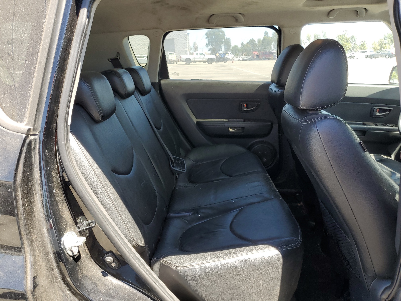 KNDJT2A22A7128921 2010 Kia Soul +