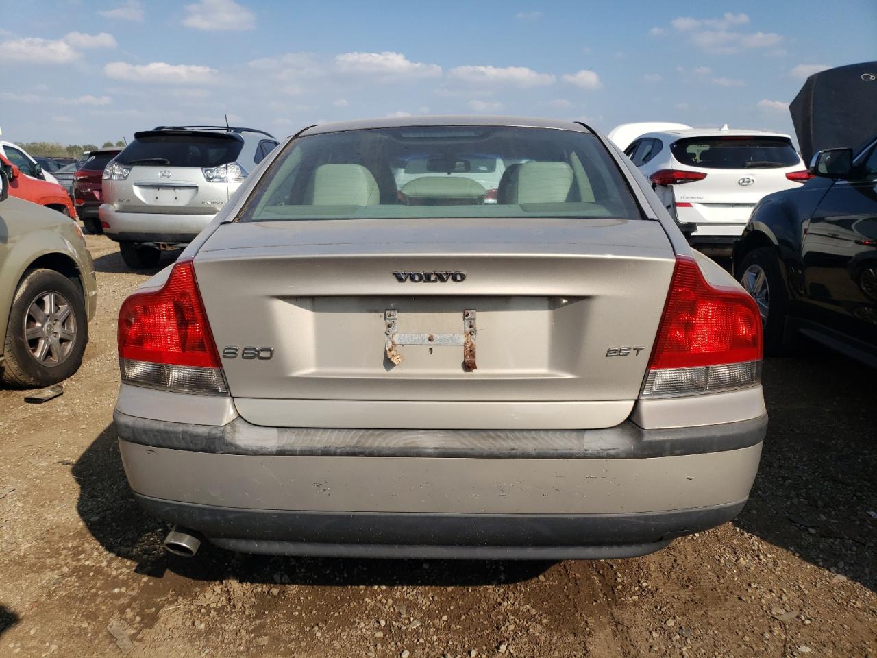 2004 Volvo S60 2.5T VIN: YV1RS59V042367563 Lot: 65447354