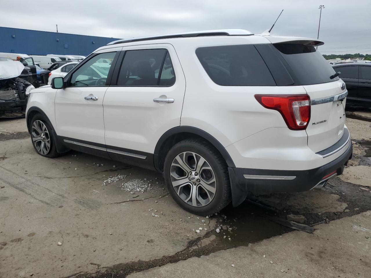 1FM5K8HT4JGA03288 2018 FORD EXPLORER - Image 2