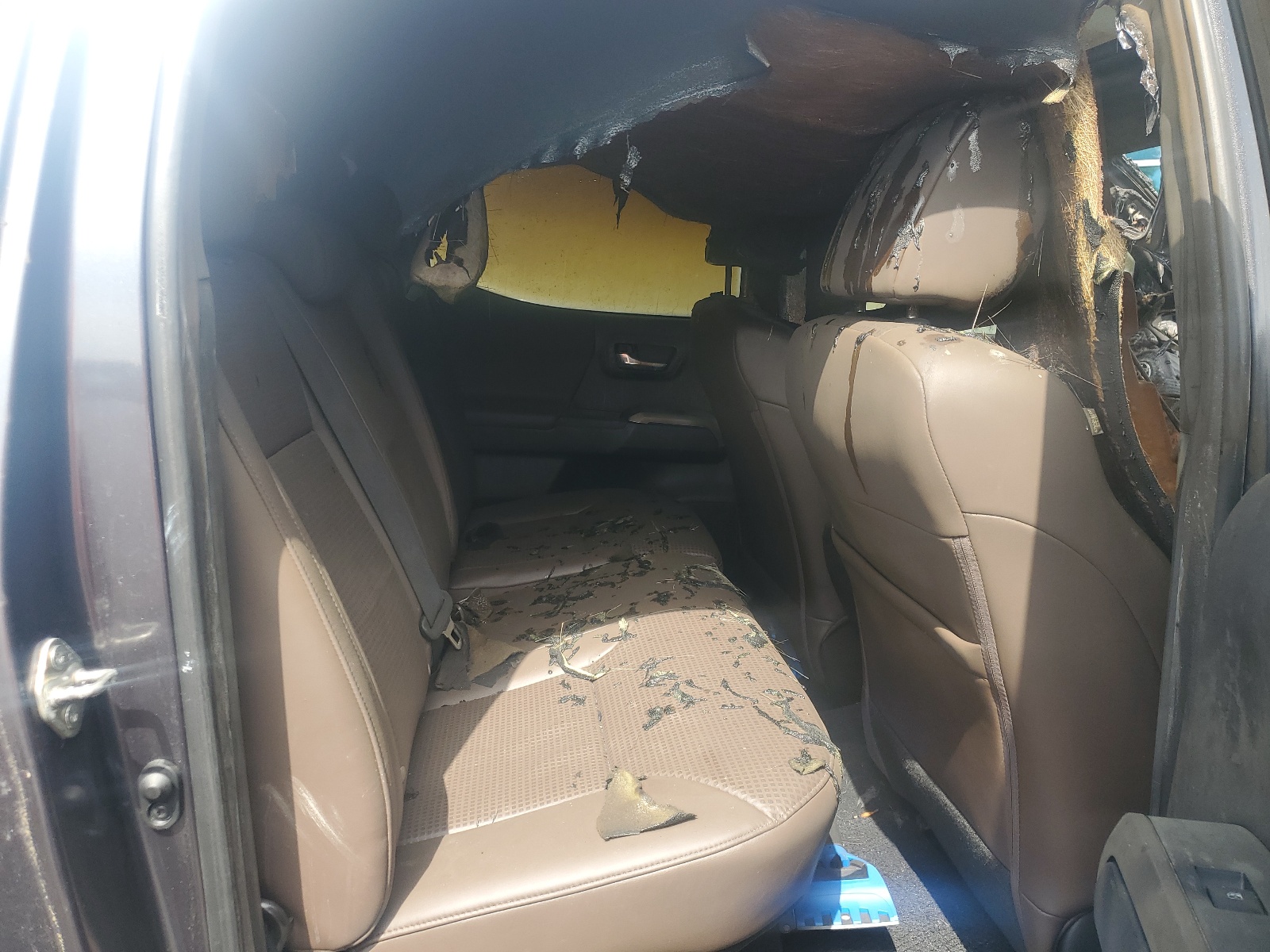 3TMGZ5AN0GM008795 2016 Toyota Tacoma Double Cab