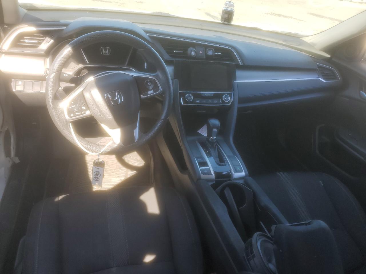 19XFC2F70JE206929 2018 Honda Civic Ex