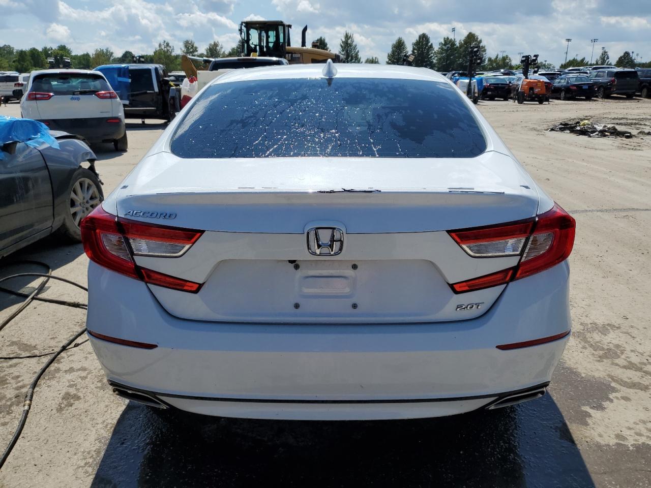 1HGCV2F63JA015918 2018 Honda Accord Exl