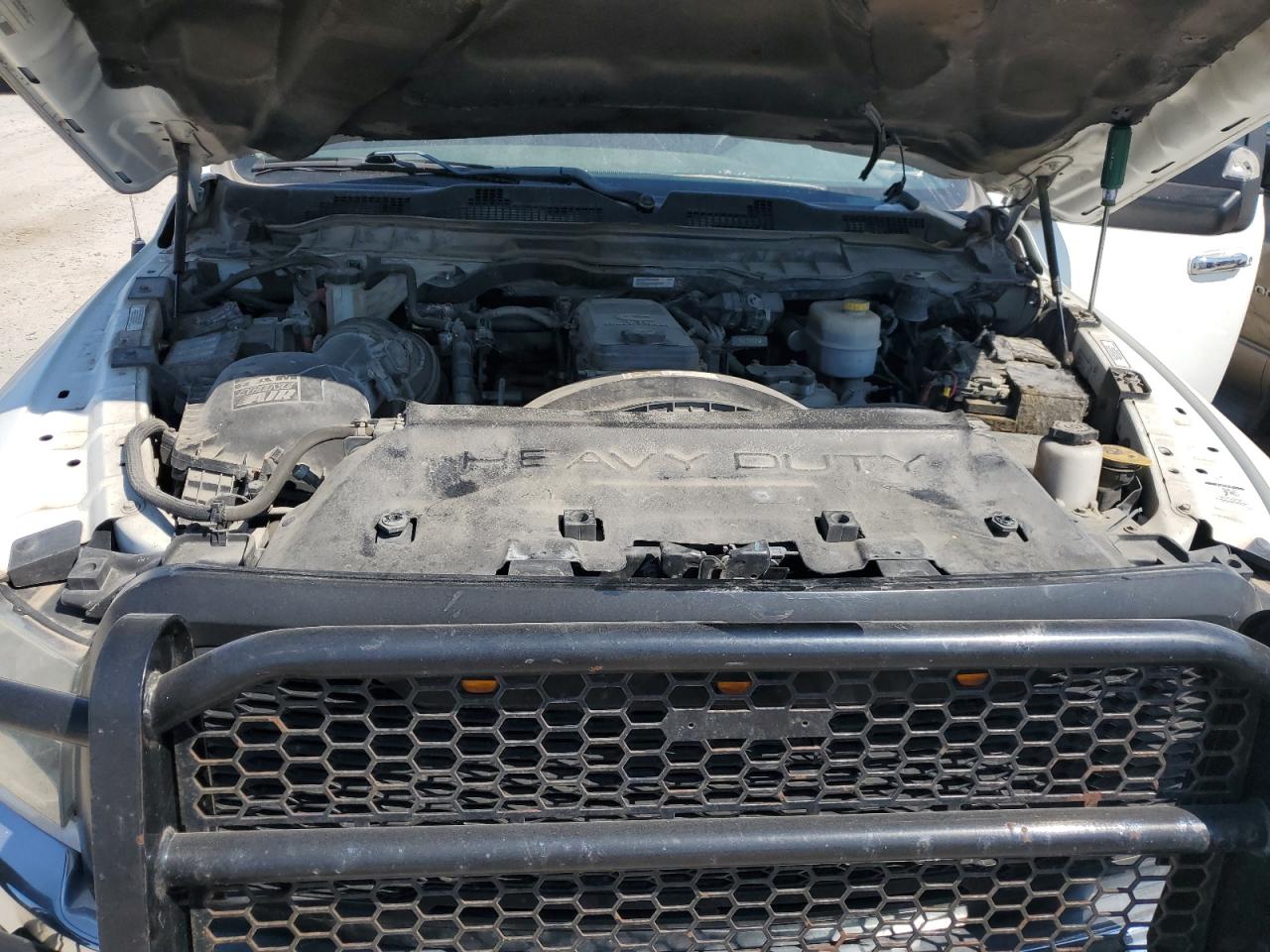 3C6UR5JL0JG323451 2018 Ram 2500 Slt