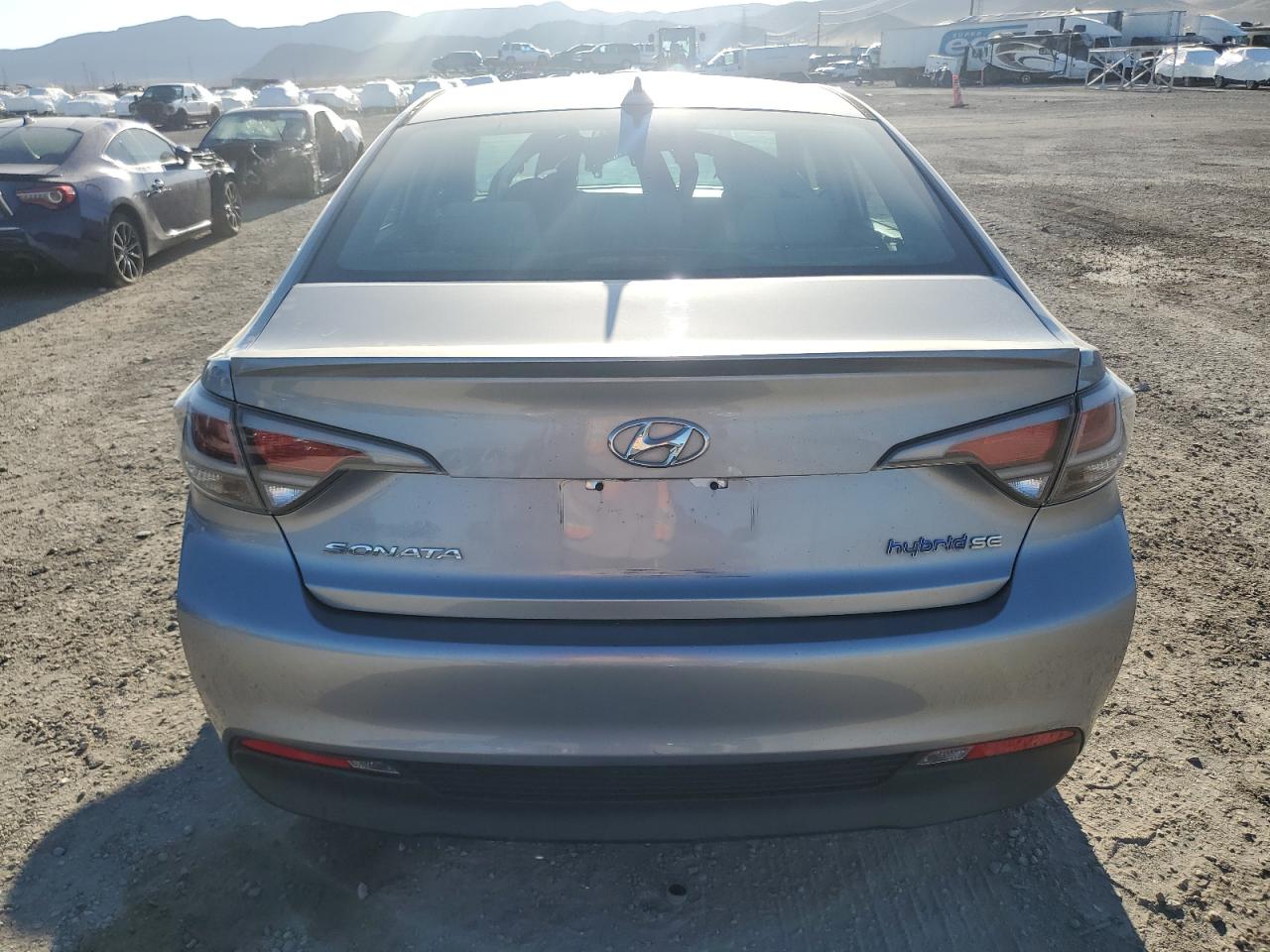 2016 Hyundai Sonata Hybrid VIN: KMHE24L11GA040339 Lot: 69332224