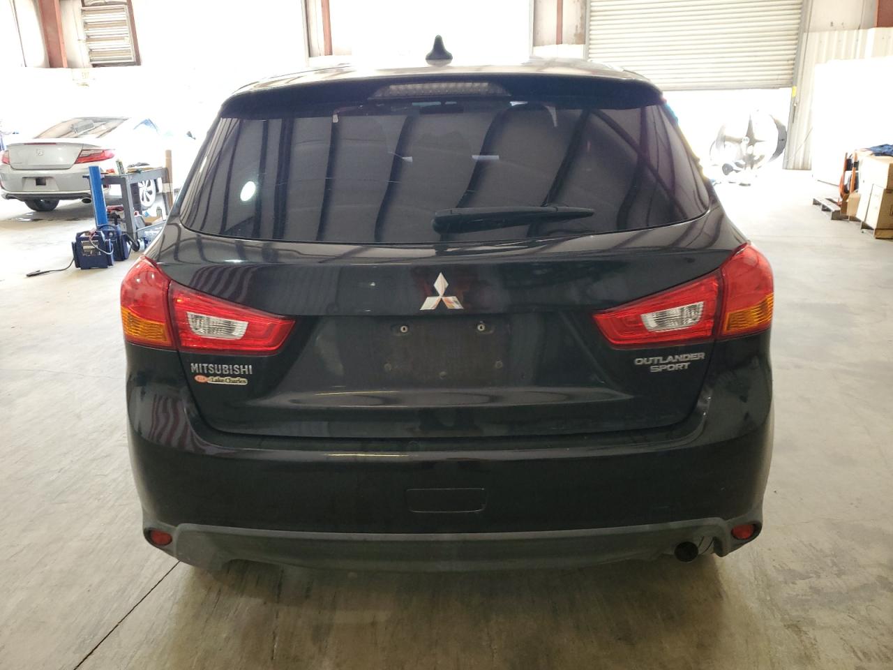 JA4AP3AU8HZ050794 2017 Mitsubishi Outlander Sport Es