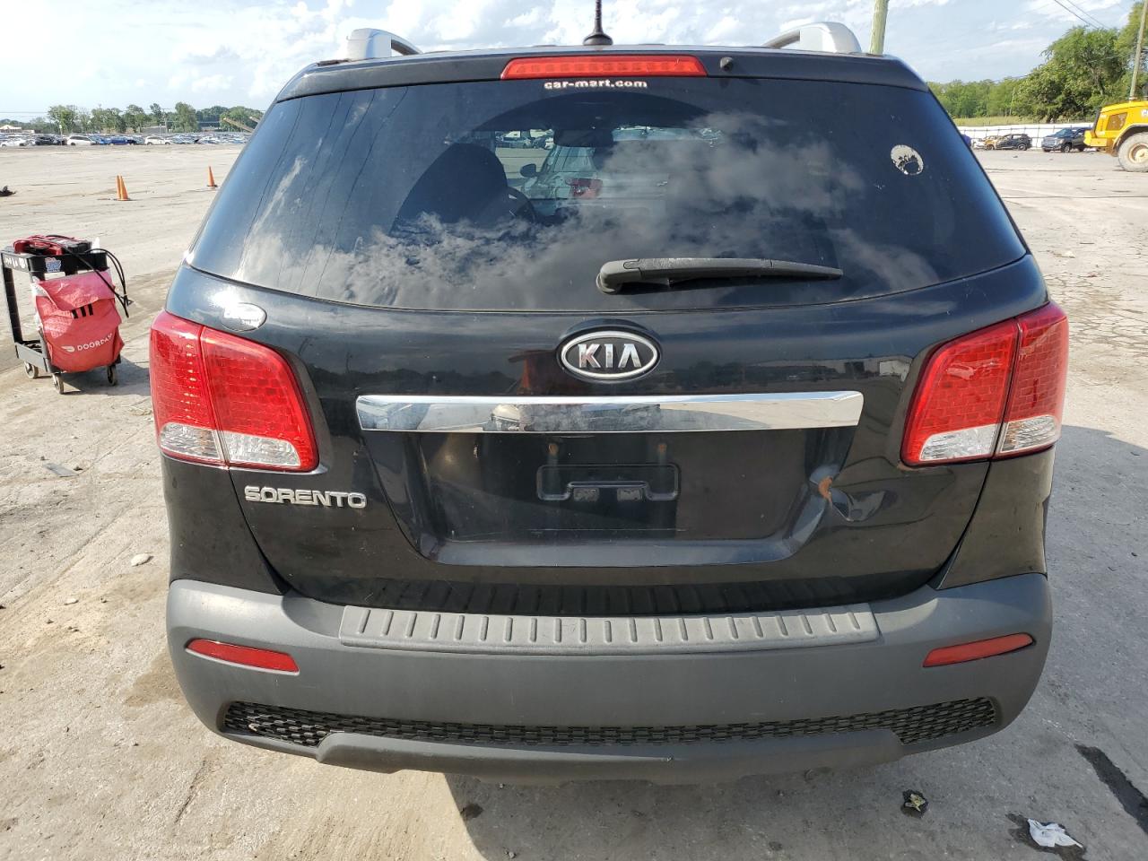 2011 Kia Sorento Base VIN: 5XYKT4A21BG152552 Lot: 63261504