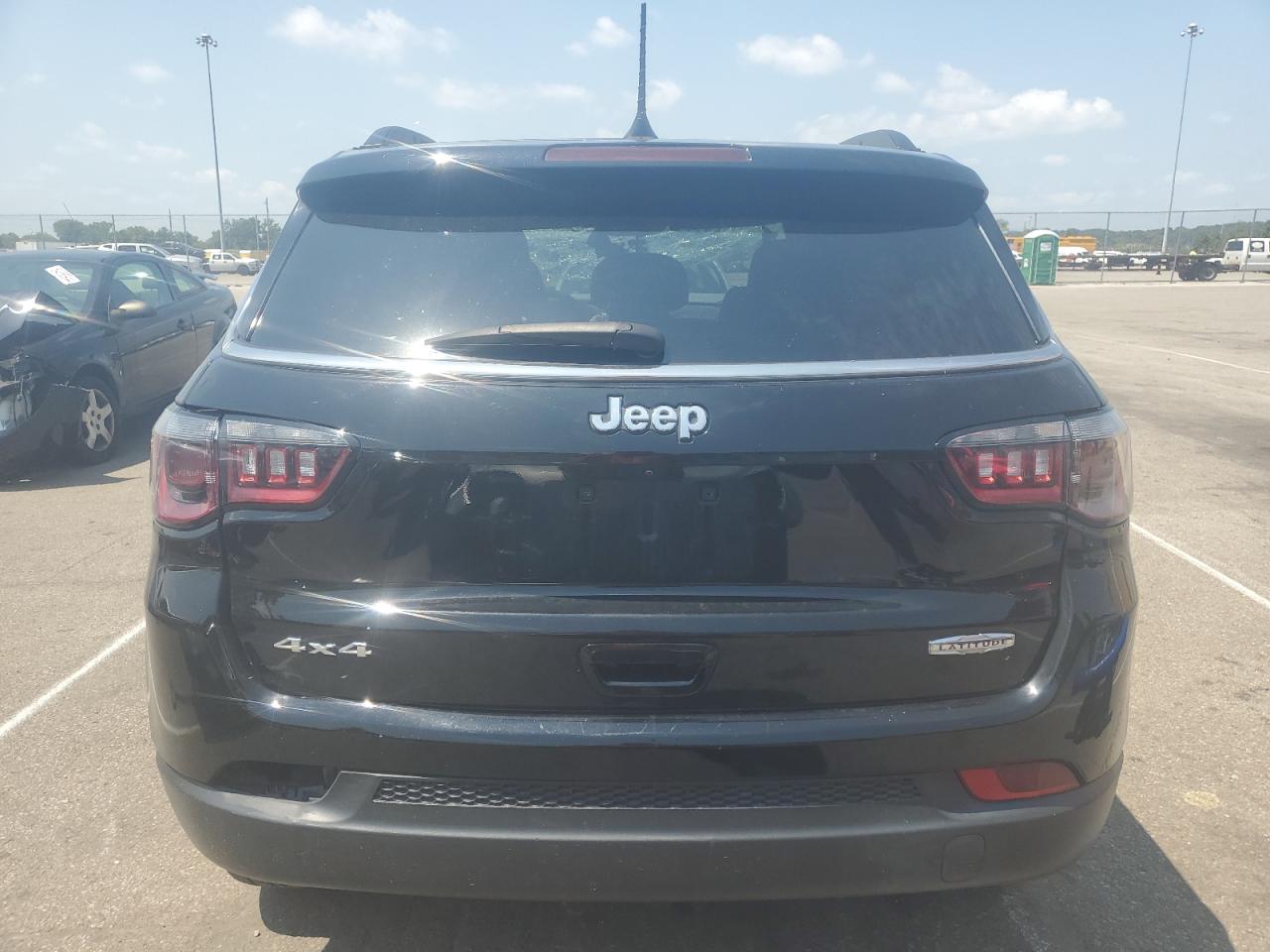 3C4NJDBB5NT136725 Jeep Compass LA 6