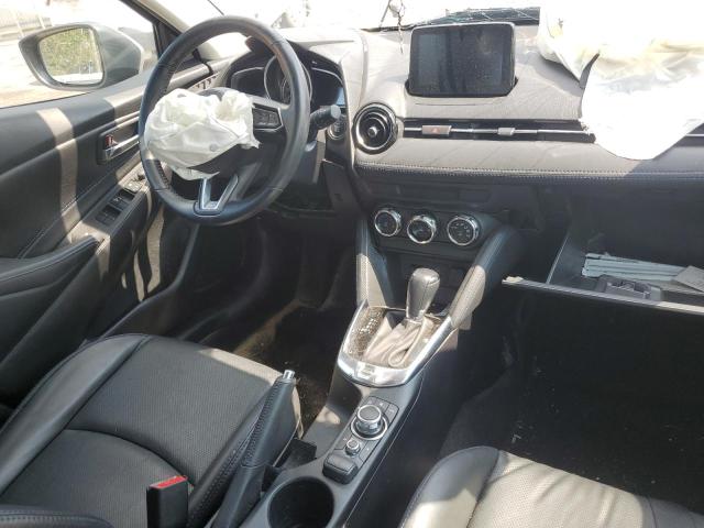  TOYOTA YARIS 2020 Серебристый