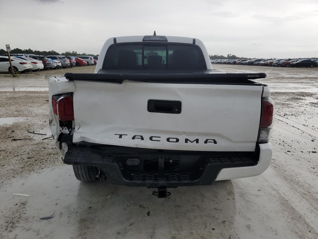 2017 Toyota Tacoma Double Cab VIN: 5TFAX5GN9HX084224 Lot: 66077324