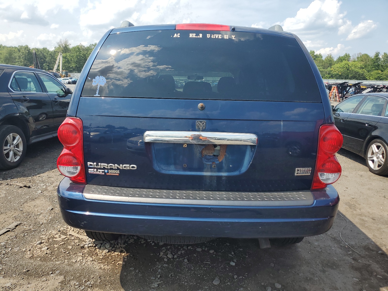 1D4HB48D95F620137 2005 Dodge Durango Slt