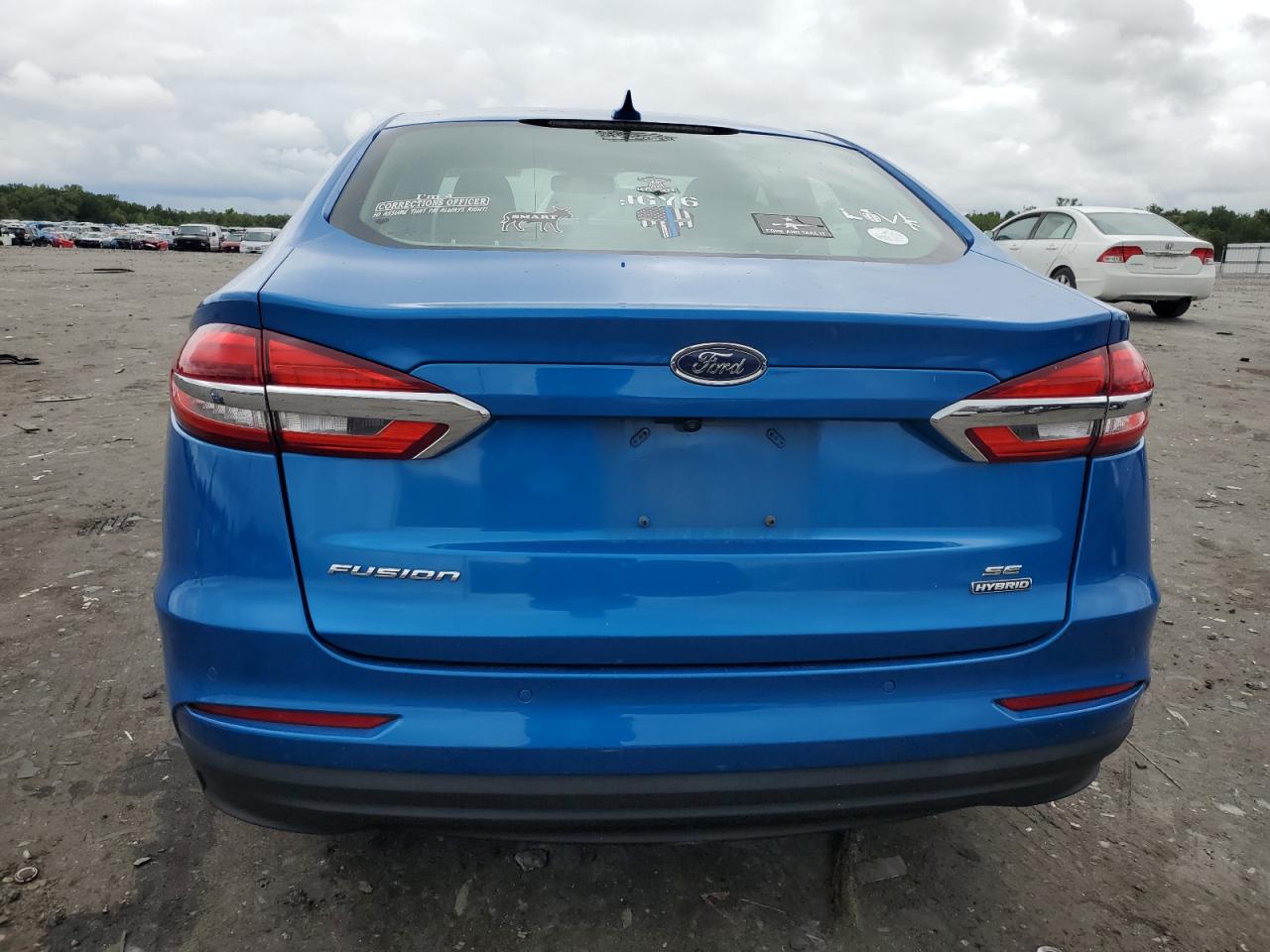 3FA6P0LU1LR105290 2020 Ford Fusion Se