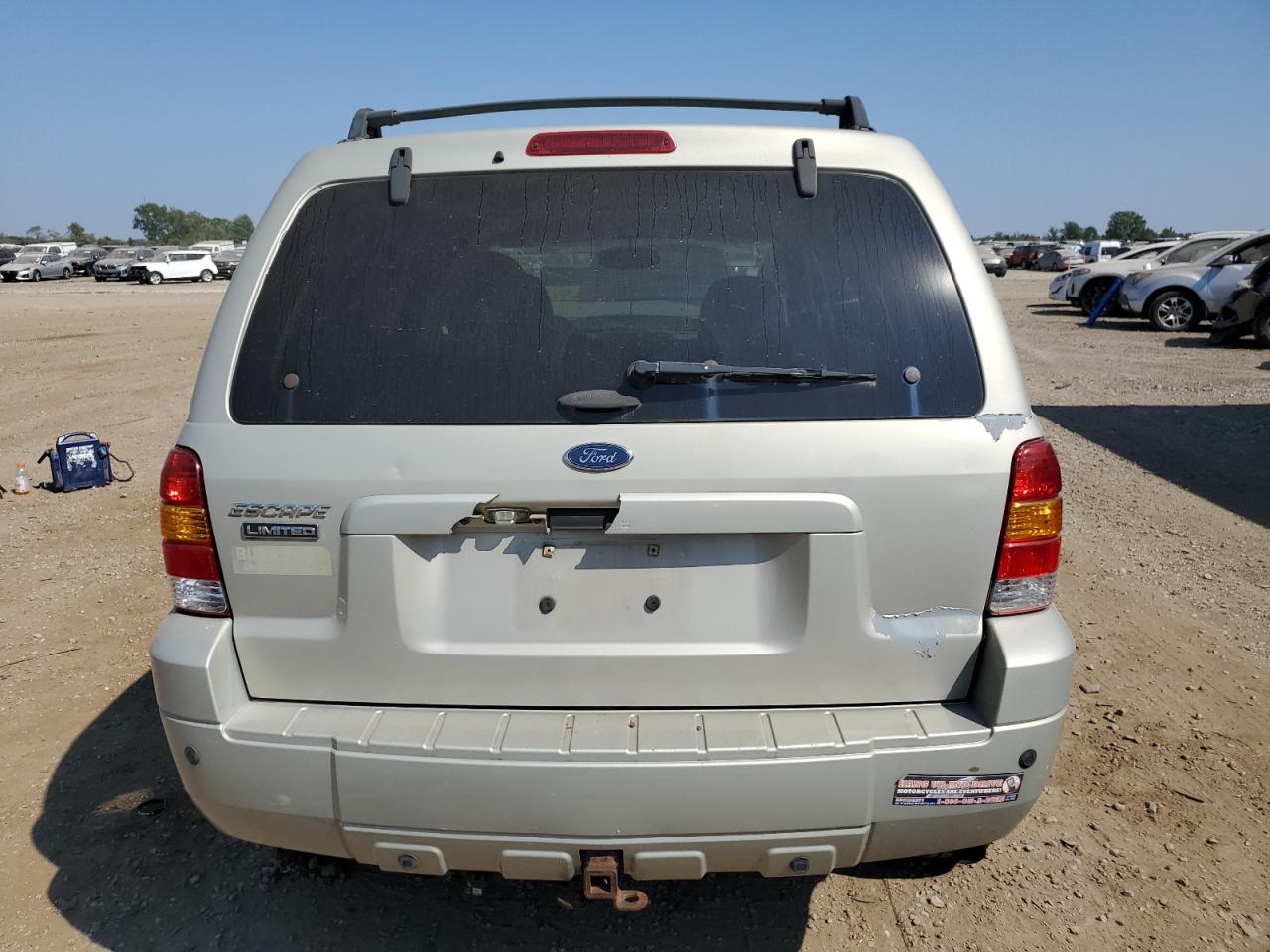 2005 Ford Escape Limited VIN: 1FMCU04105KA47721 Lot: 68439754