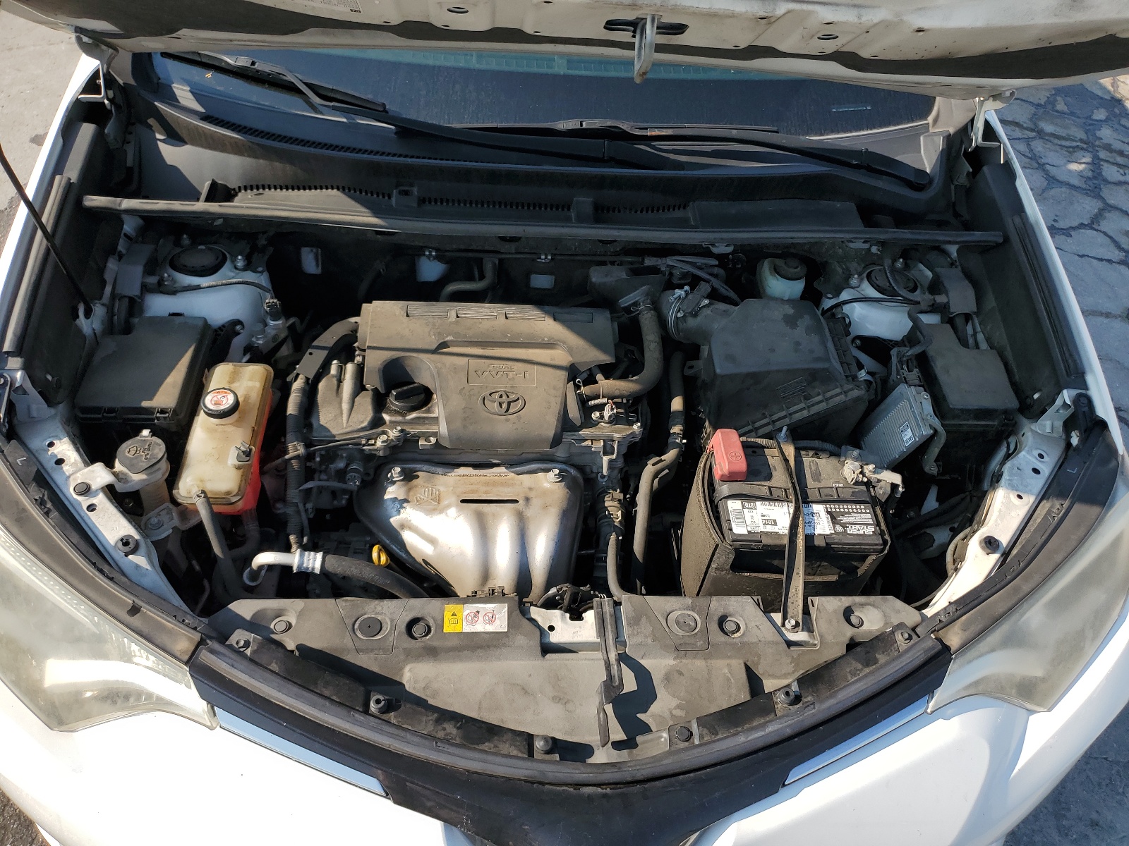 JTMZFREV9HJ706534 2017 Toyota Rav4 Le