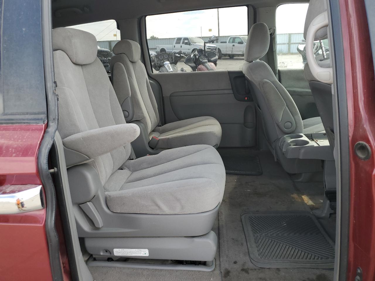 2006 Kia Sedona Ex VIN: KNDMB233166041093 Lot: 68475524