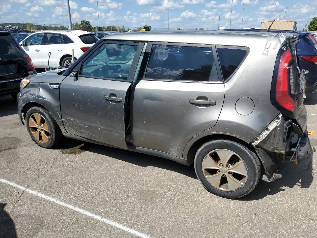 2016 Kia Soul - Image 2