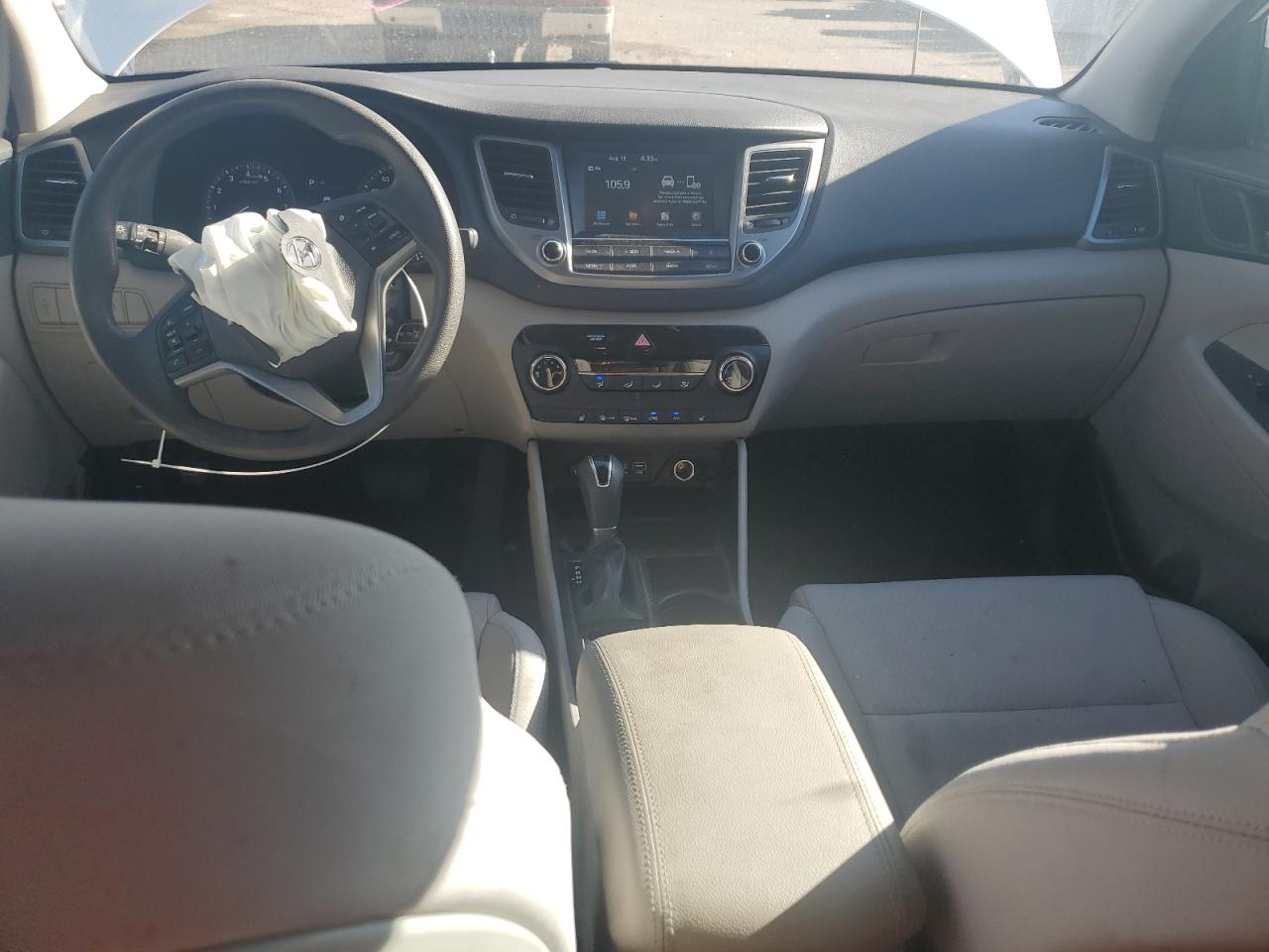 KM8J3CA46JU702943 2018 Hyundai Tucson Sel