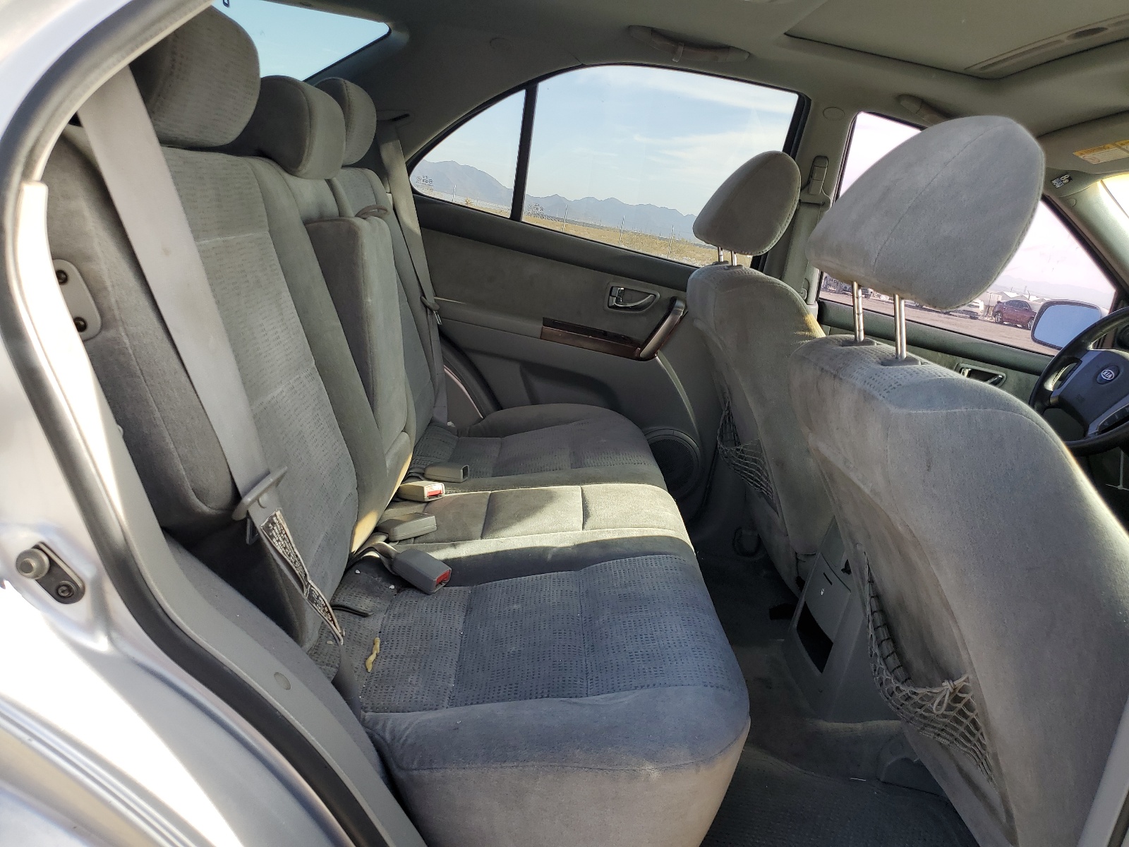 KNDJD733945326069 2005 Kia Sorento Ex