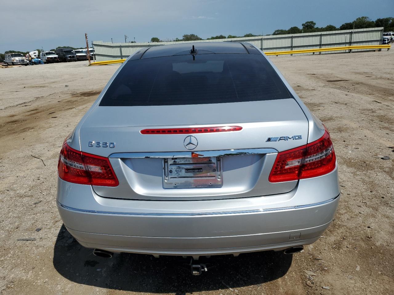 2010 Mercedes-Benz E 350 VIN: WDDKJ5GB3AF011623 Lot: 67710114