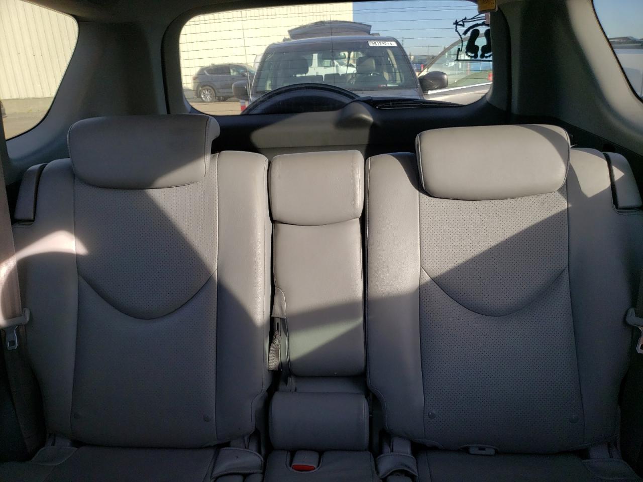 2008 Toyota Rav4 Limited VIN: JTMBD31V385140258 Lot: 68112244