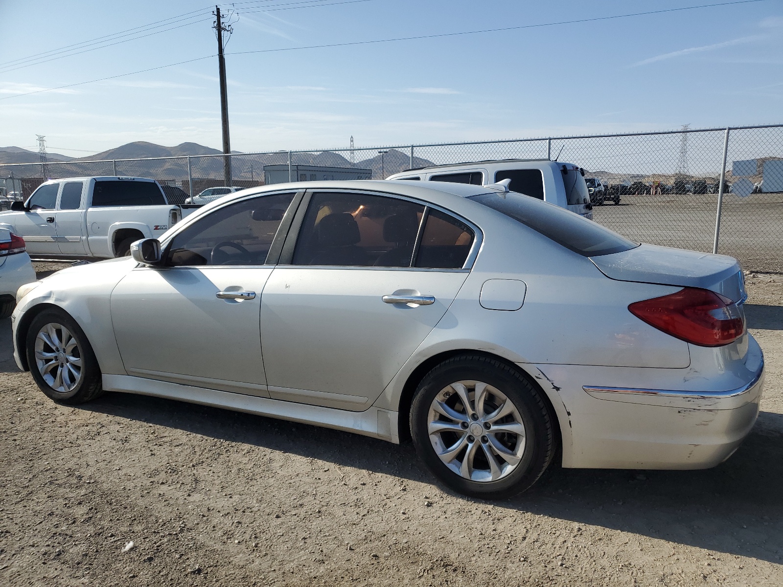 2012 Hyundai Genesis 3.8L vin: KMHGC4DD7CU171184