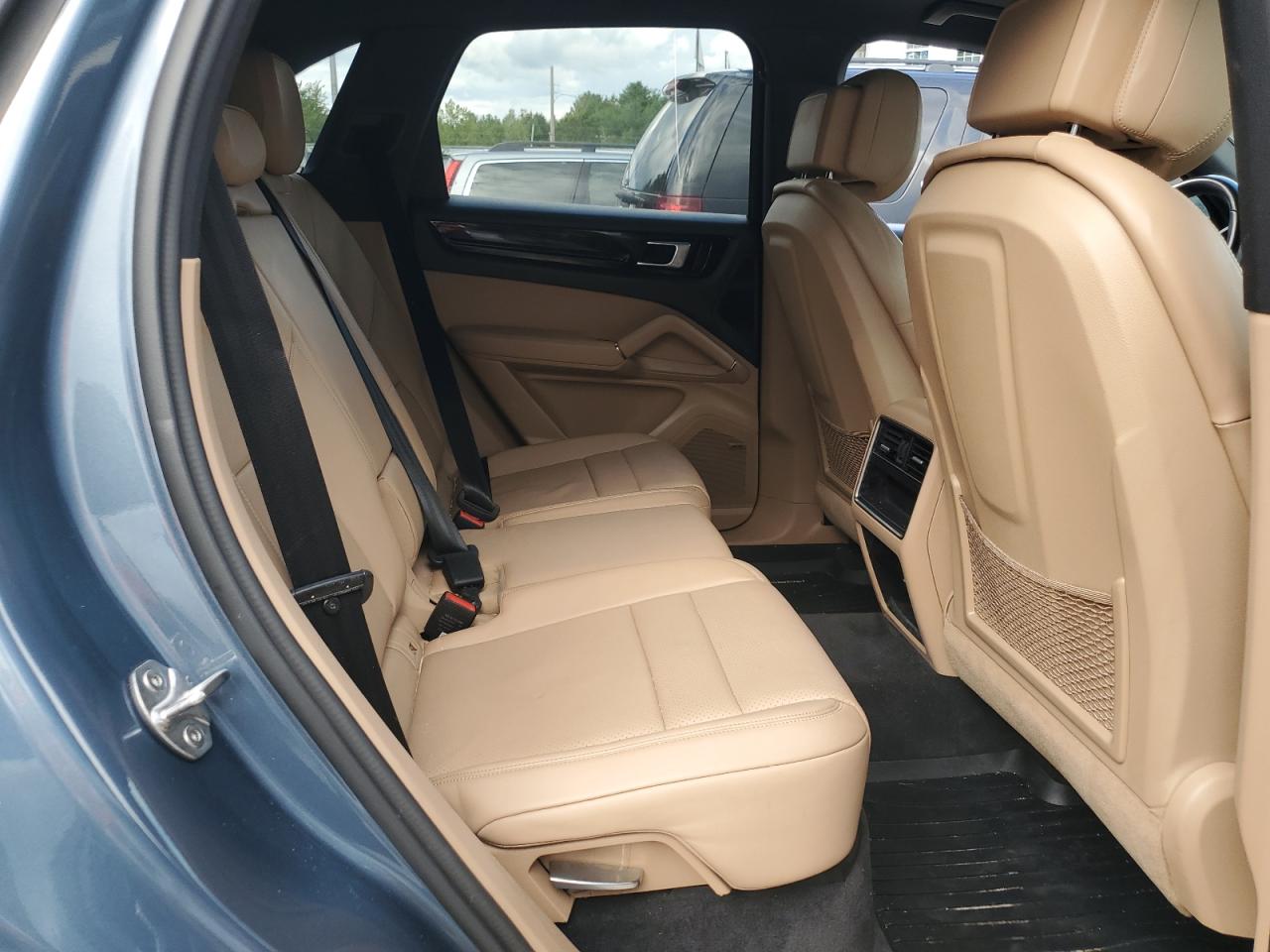 WP1AA2AY1KDA01685 2019 Porsche Cayenne