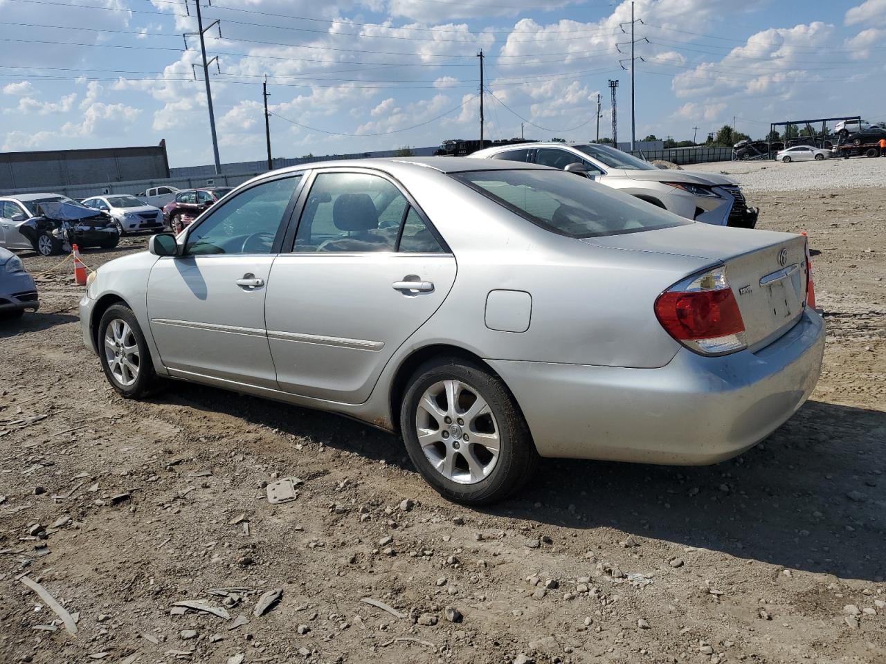 2005 Toyota Camry Le VIN: 4T1BF30K55U085178 Lot: 67534934