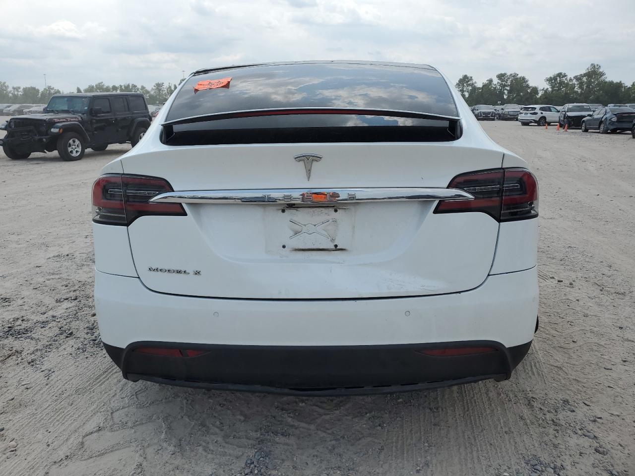 5YJXCAE22JF143444 2018 Tesla Model X