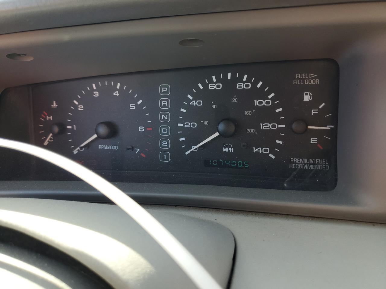 1995 Lincoln Mark Viii VIN: 1LNFM91V2WY629049 Lot: 47287495