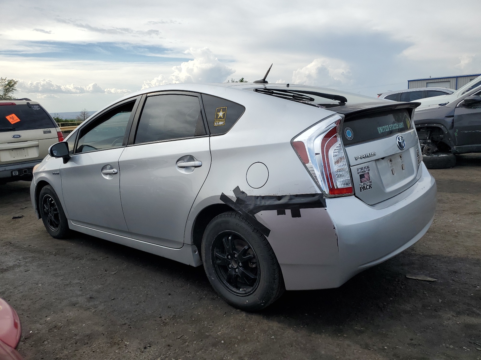 2012 Toyota Prius vin: JTDKN3DU2C5438132