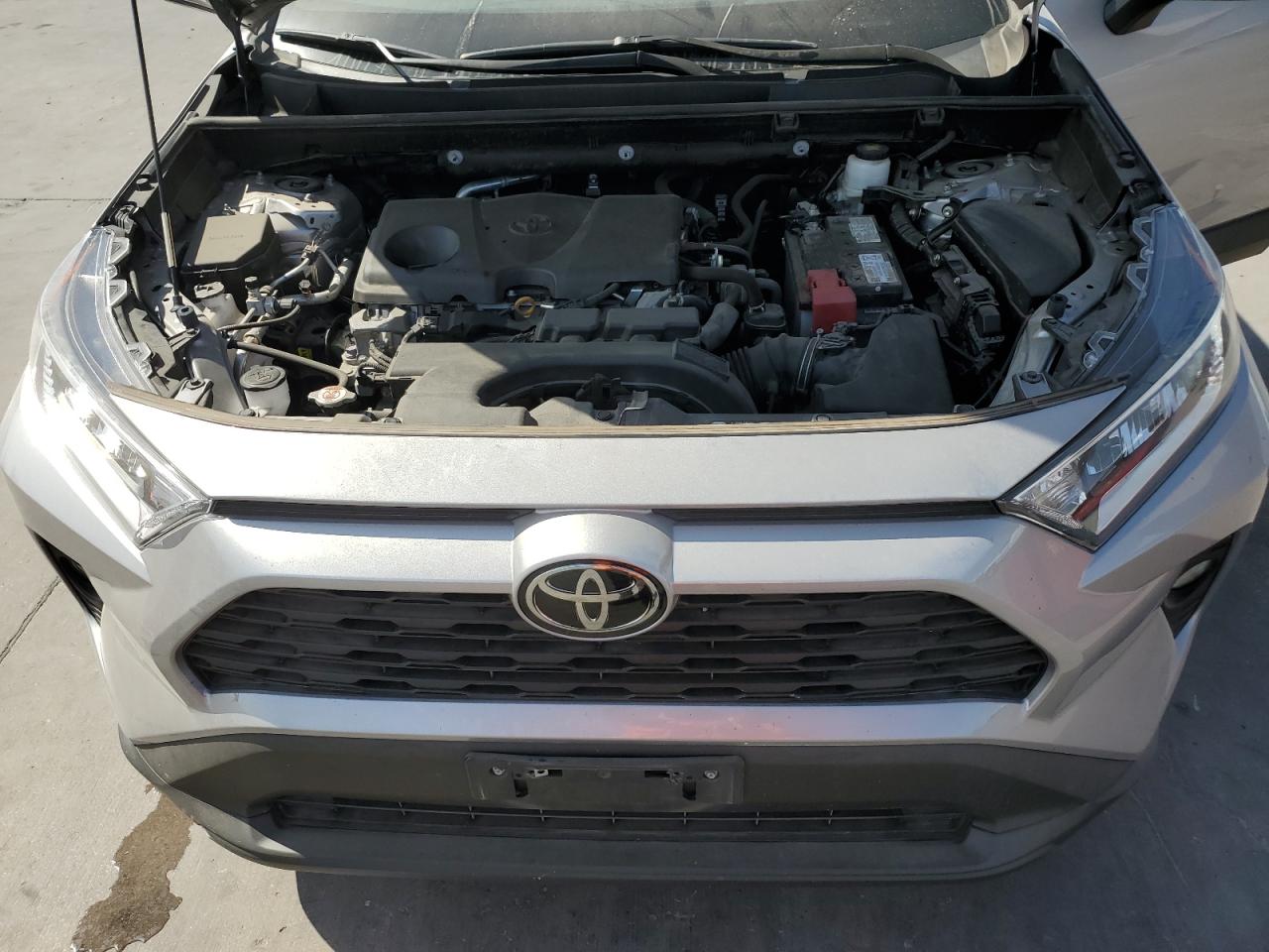 2T3W1RFV5MC148761 2021 Toyota Rav4 Xle