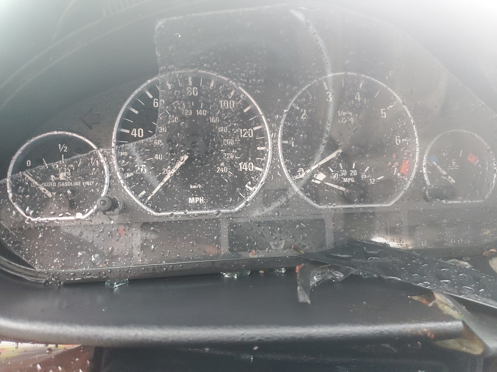 WBAEW53434PN36418 2004 BMW 330 Xi