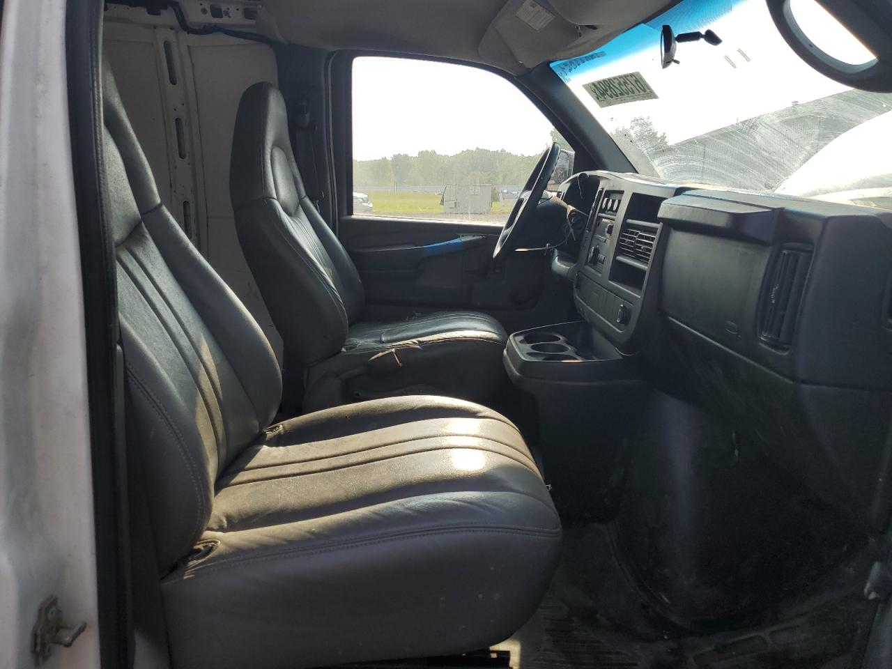 2008 Chevrolet Express G1500 VIN: 1GCFG15X981111444 Lot: 70554474