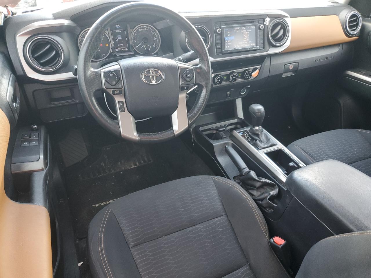 2017 Toyota Tacoma Access Cab VIN: 5TFRZ5CN8HX027080 Lot: 67310814