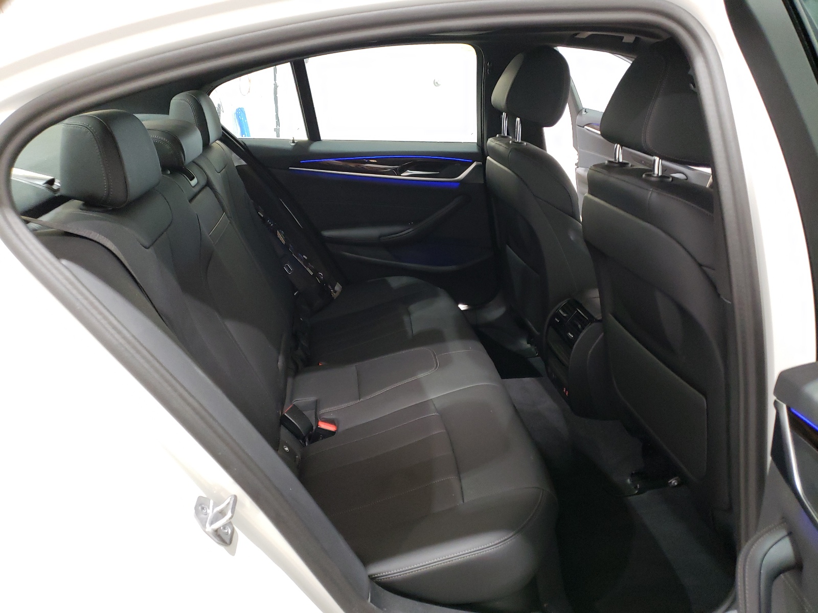 WBA13BJ06PWY21288 2023 BMW 530 Xi