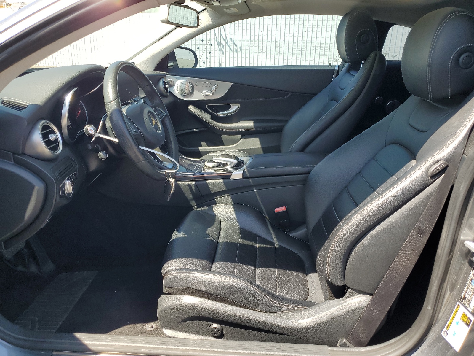 WDDWJ4JB6HF587432 2017 Mercedes-Benz C 300