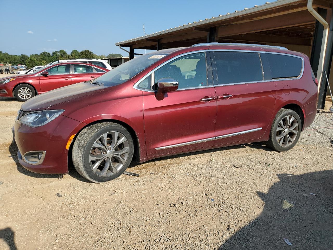 2C4RC1GG7HR725734 2017 CHRYSLER PACIFICA - Image 1