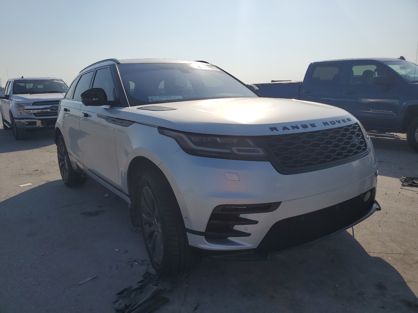 2018 Land Rover Range Rover Velar R-Dynamic Se vin: SALYL2RX7JA736363