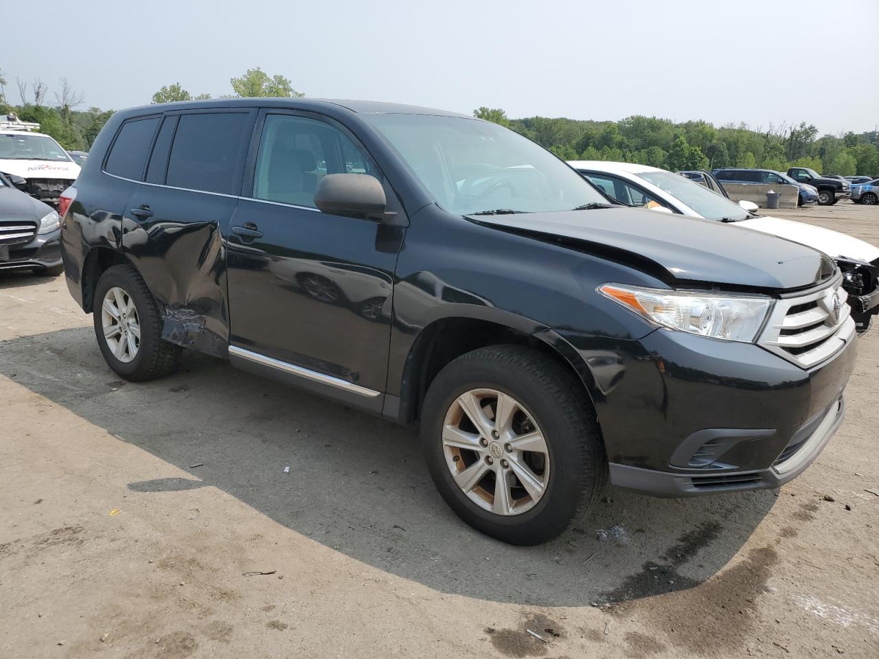 5TDBK3EH1DS256024 2013 Toyota Highlander Base