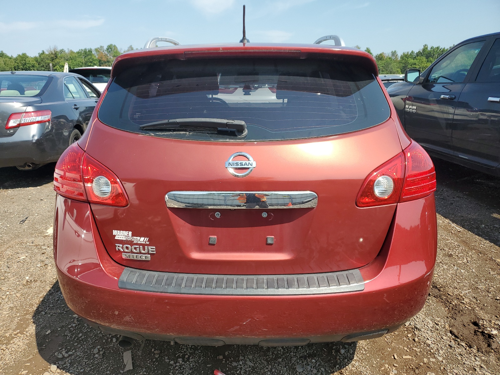 2014 Nissan Rogue Select S vin: JN8AS5MT1EW624382