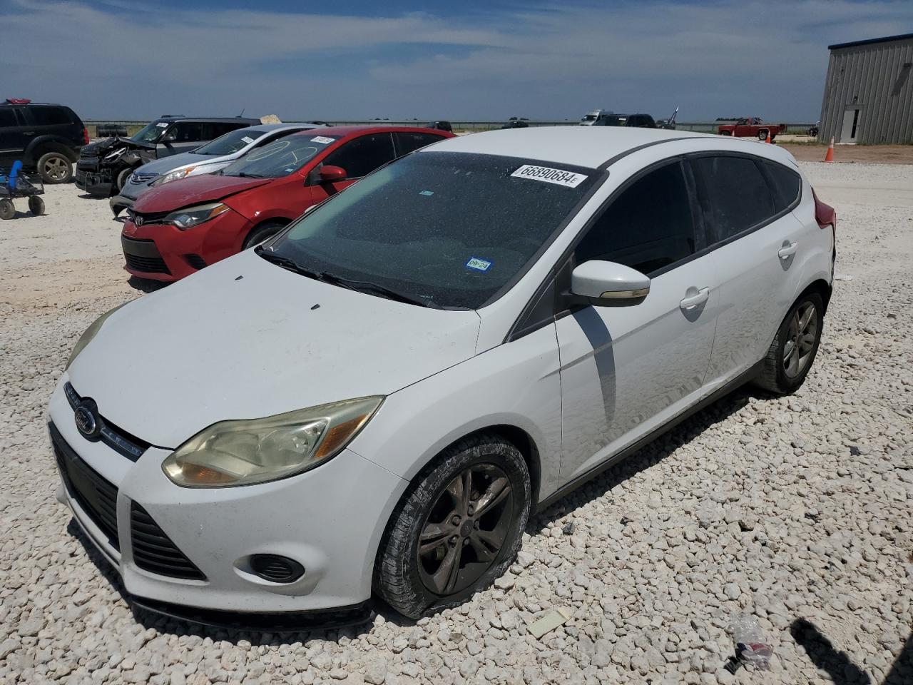 VIN 1FADP3K26EL415610 2014 FORD FOCUS no.1