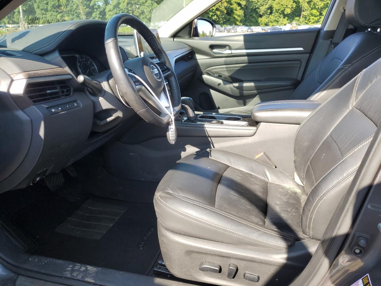 2021 Nissan Altima - Image 7